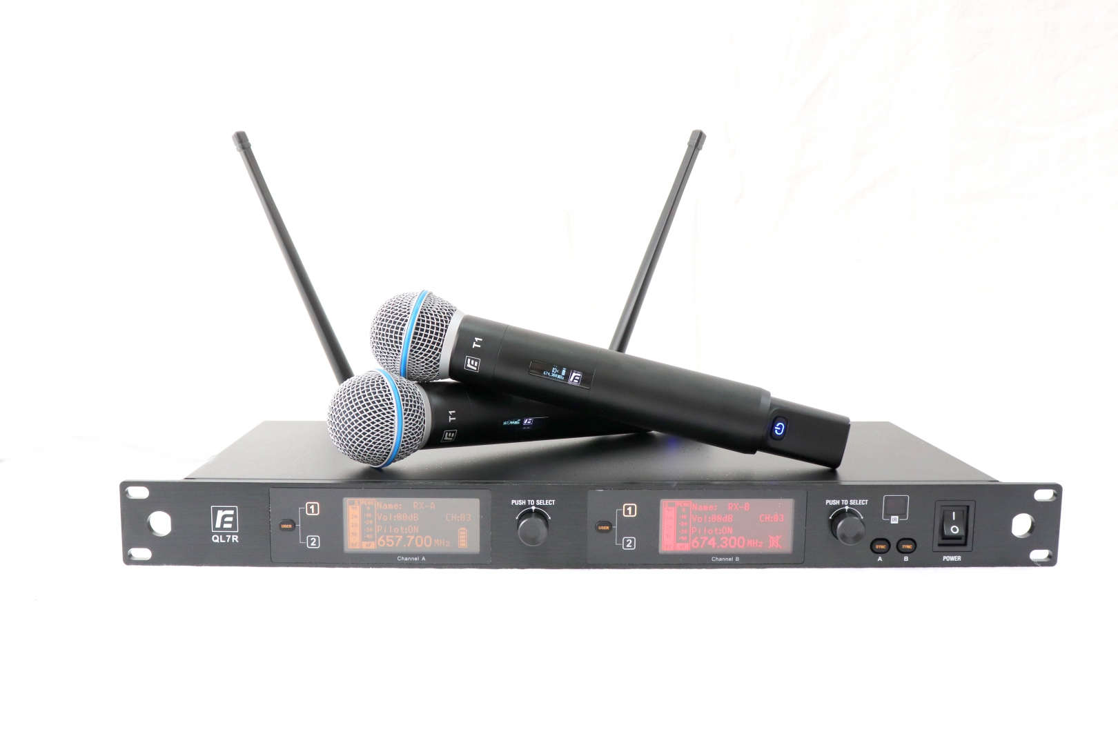 RFIntell QL7R/T1-A 651,800-683,400 МГц 2-канальная радиосистема с 2-мя ручными микрофонами в Спасске-Дальнем